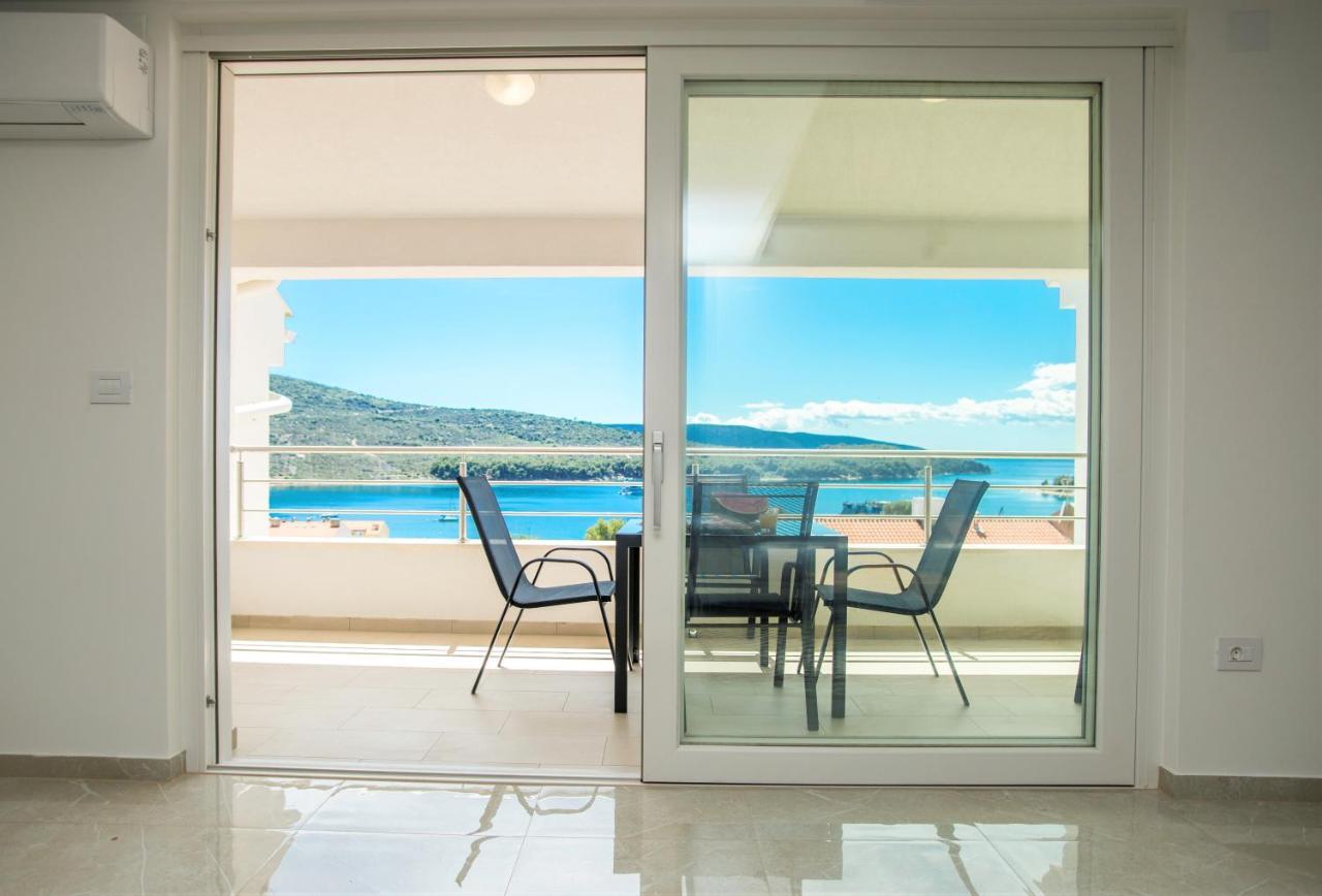 Best Island View Крес Екстериор снимка
